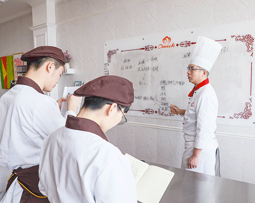 甘肃欧米奇西点学校